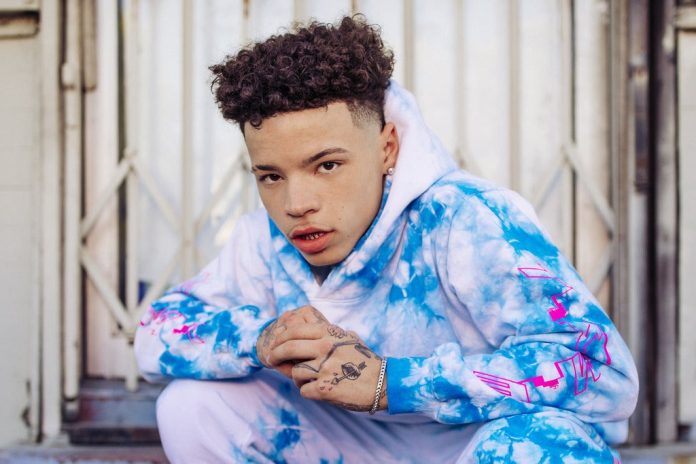 How old is Lil Mosey & other details