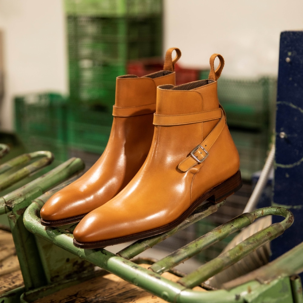 Handmade Shoes: The Perfect Blend of Exclusivity, Tradition, and ...